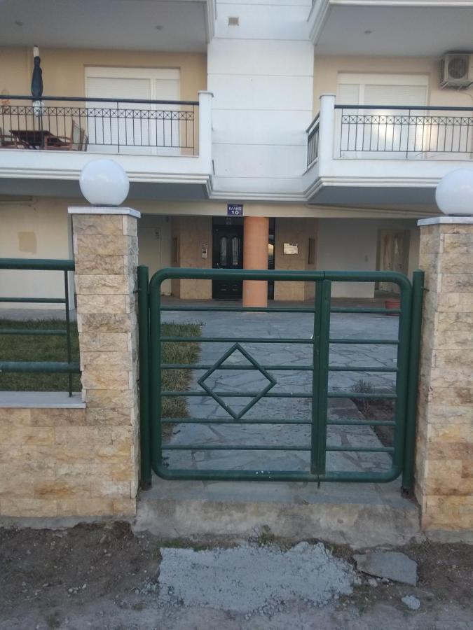 Soyzana Family Apartment Peraia  Exterior photo